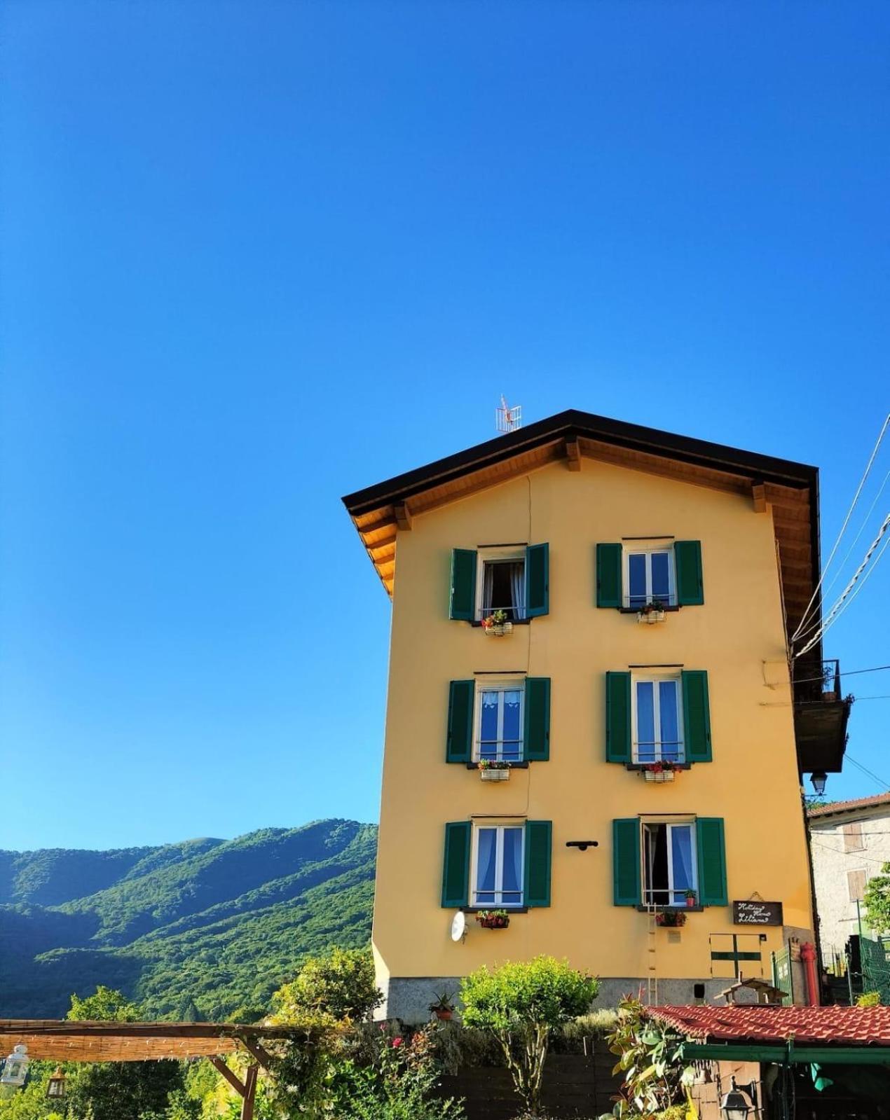 Holiday Home Liliana Faggeto Lario Bagian luar foto