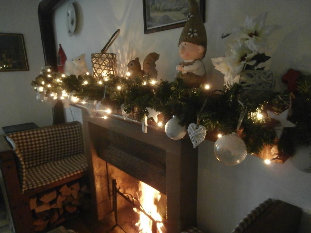 Holiday Home Liliana Faggeto Lario Bagian luar foto