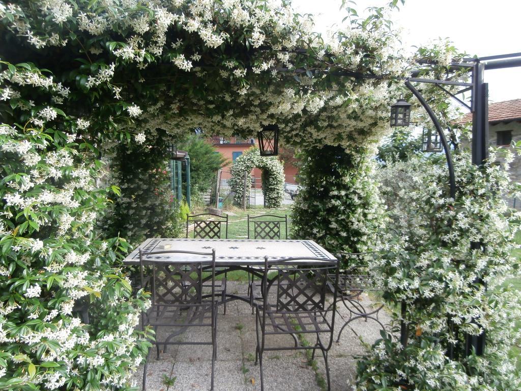 Holiday Home Liliana Faggeto Lario Bagian luar foto