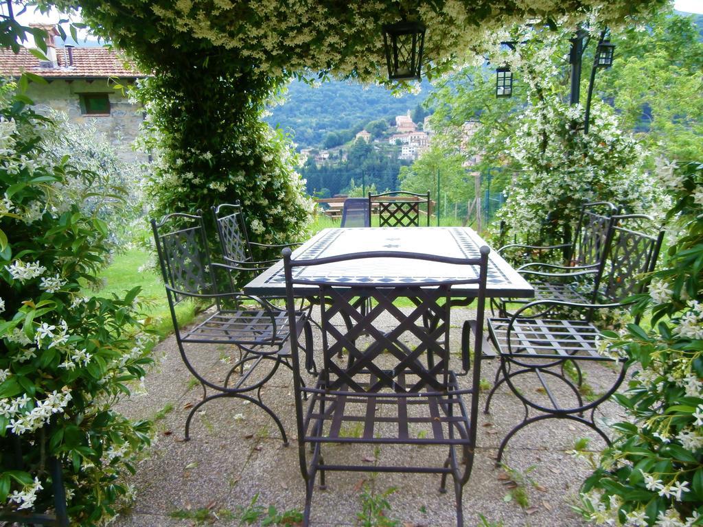 Holiday Home Liliana Faggeto Lario Bagian luar foto